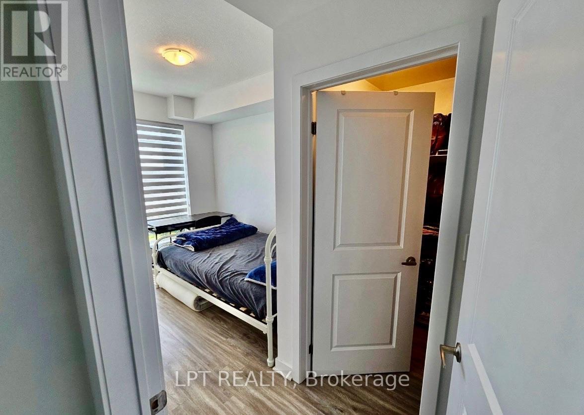 912 - 450 Dundas Street E Property Photo 10