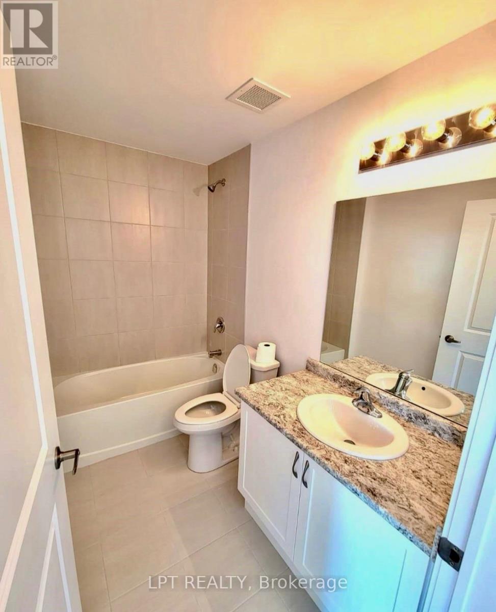 912 - 450 Dundas Street E Property Photo 12