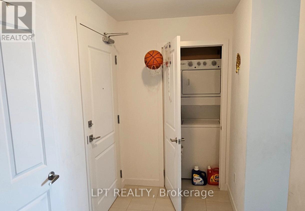 912 - 450 Dundas Street E Property Photo 13