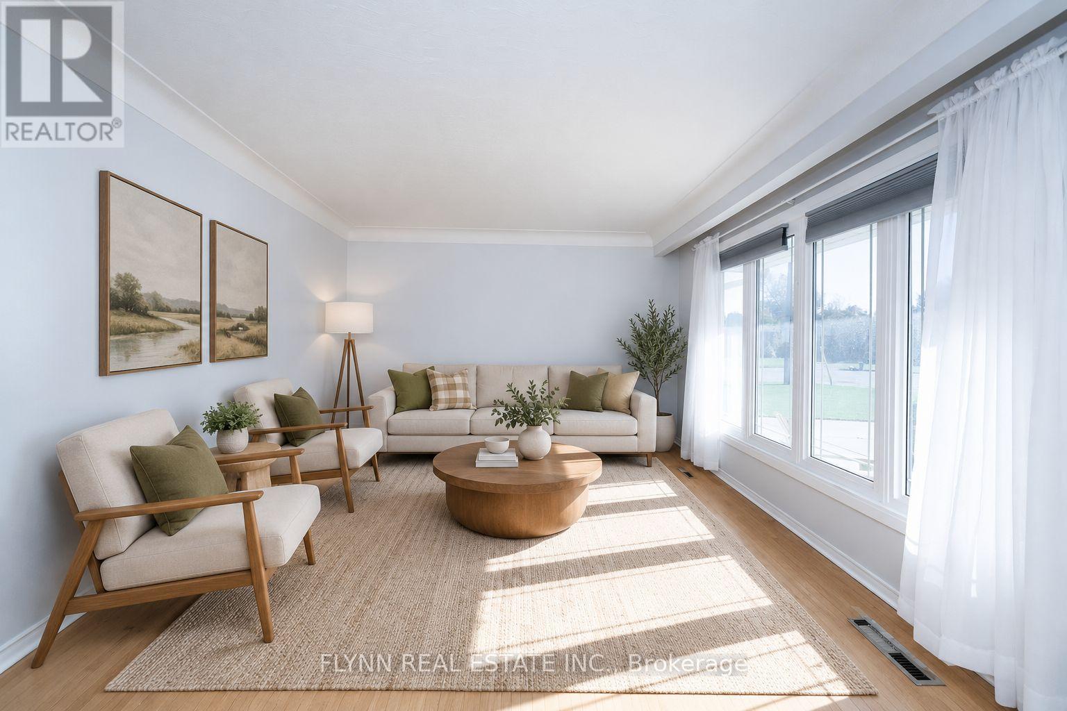 8968 Banting Avenue Property Photo 7
