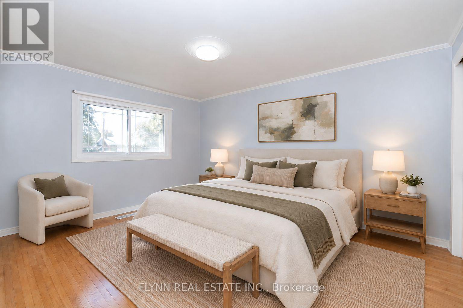 8968 Banting Avenue Property Photo 17