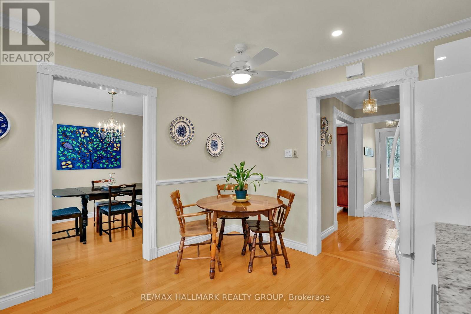 3242 Albion Road S Property Photo 20