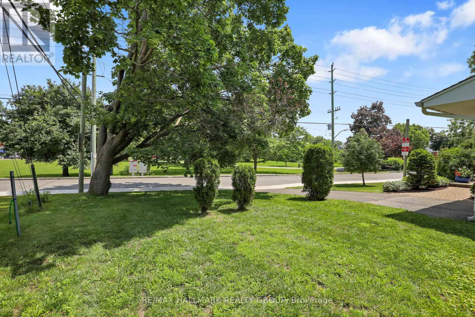 3242 Albion Road S Property Photo 32