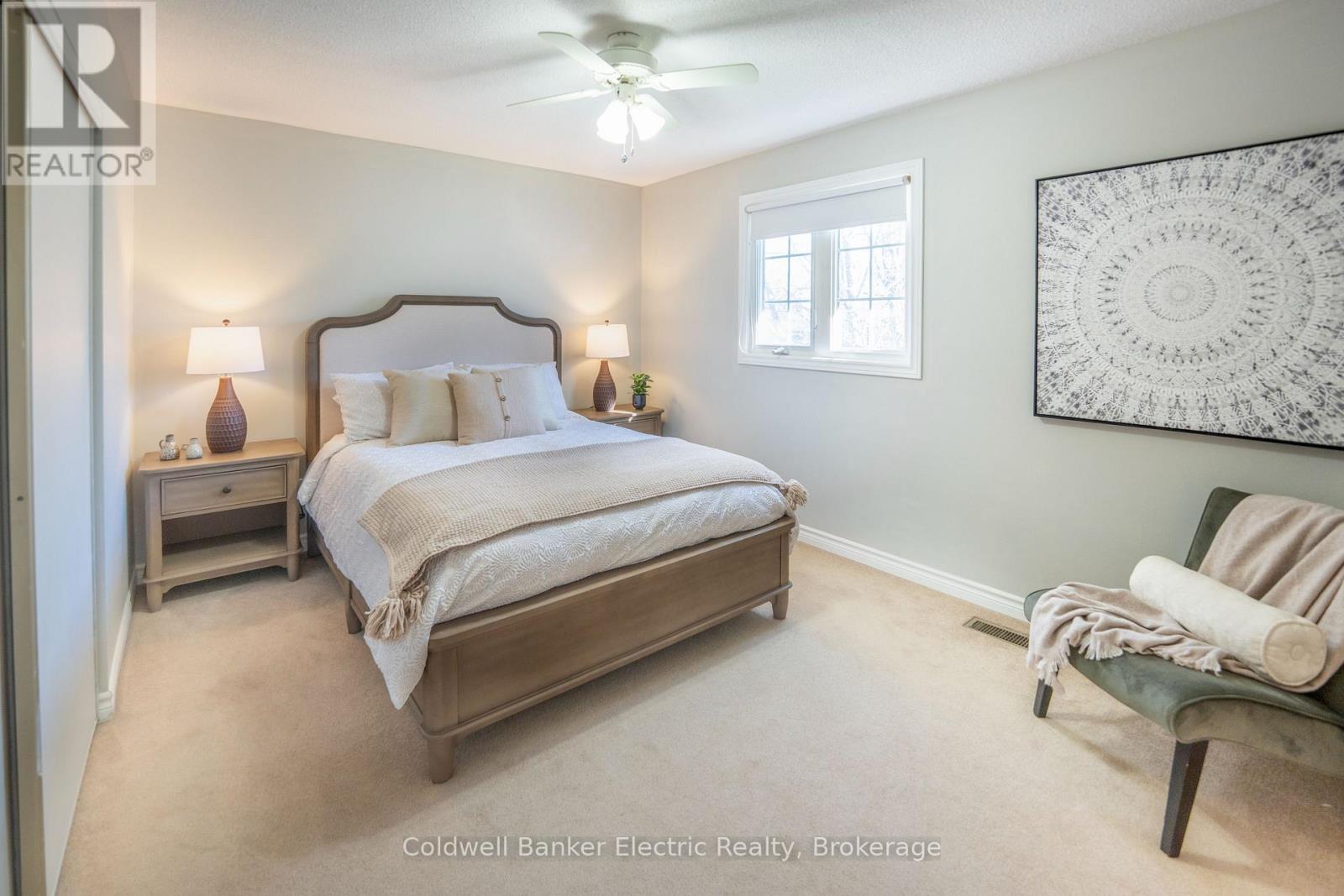 958 Smithside Court Property Photo 13