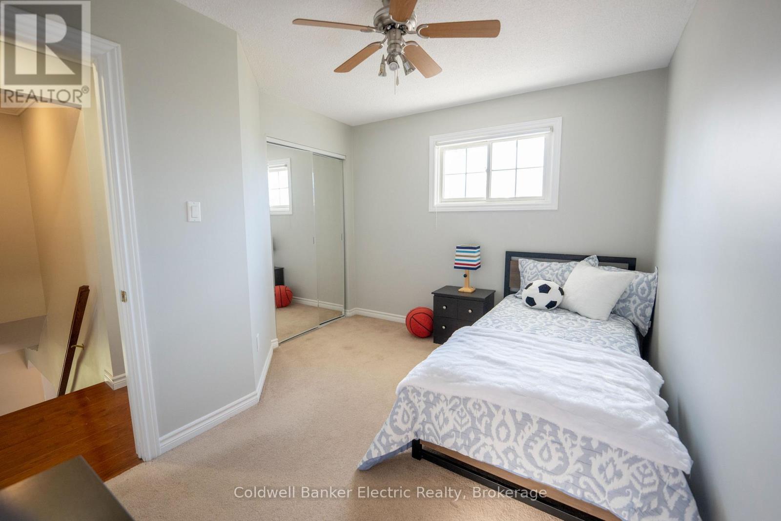 958 Smithside Court Property Photo 18