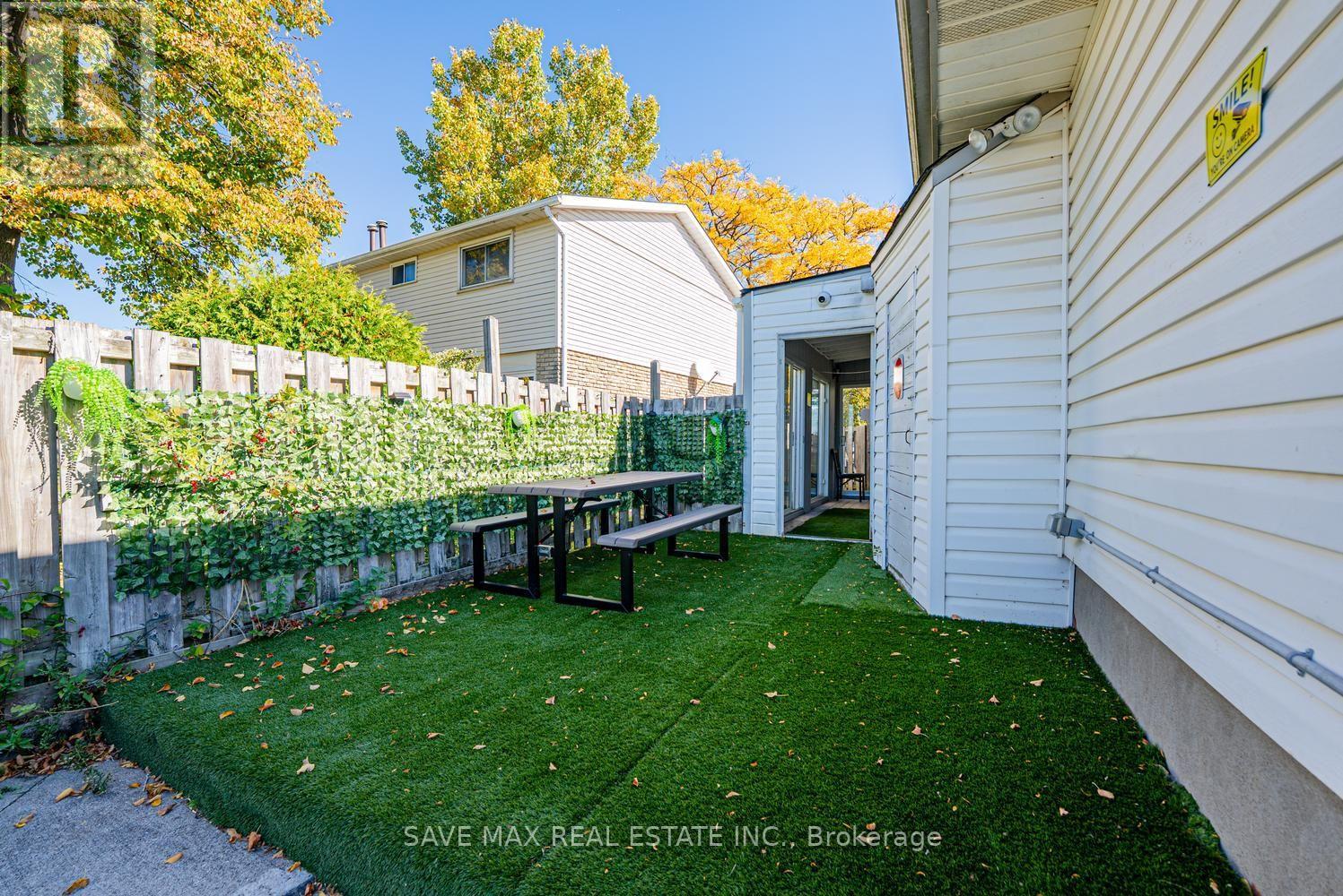 38 Manley Crescent Property Photo 44