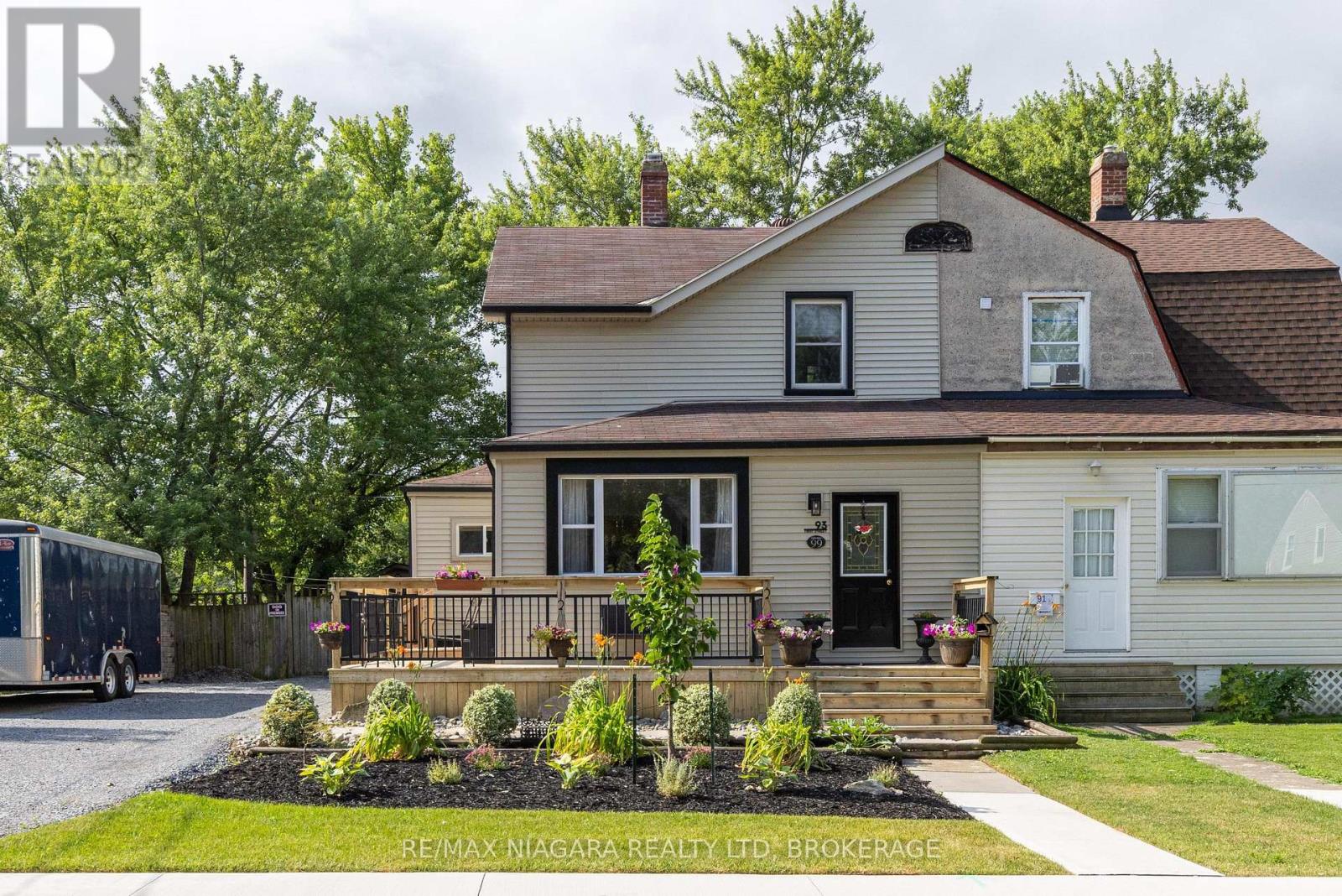 93 FIRST STREET Property Photo 1