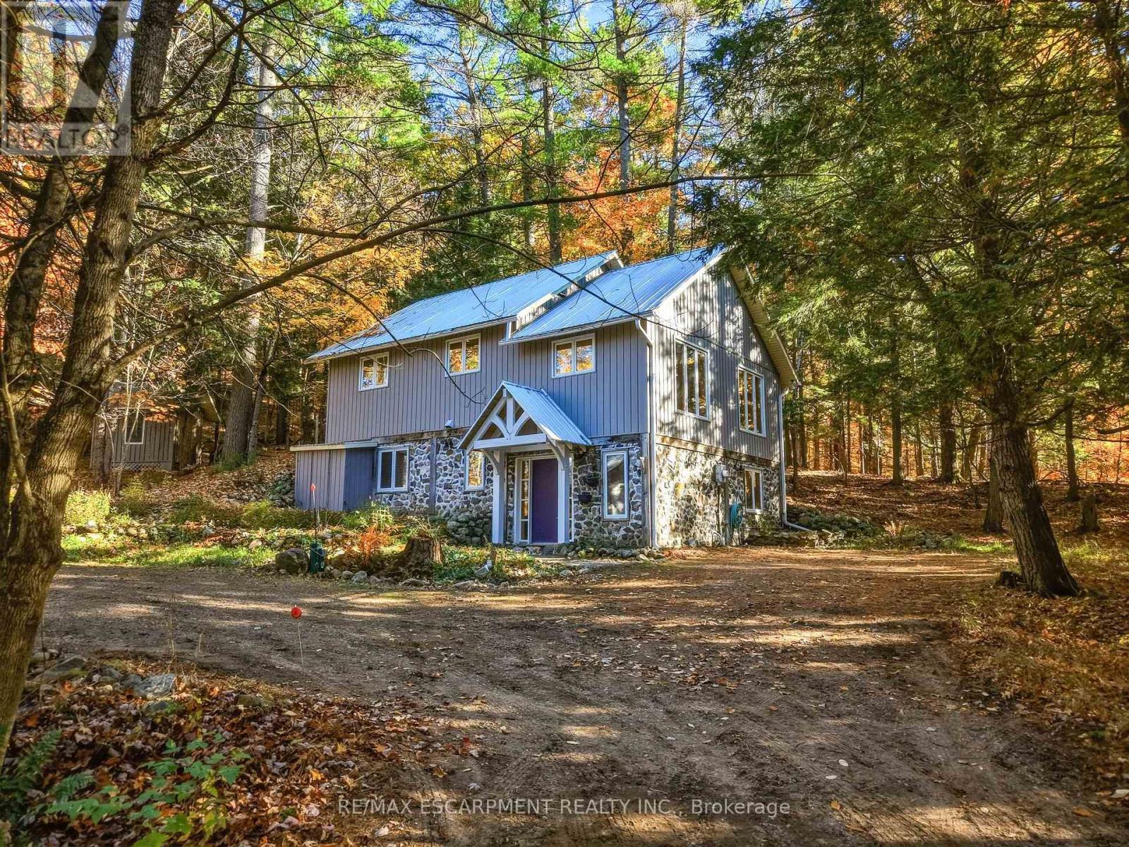 55 Mary Lake Crescent Property Photo 1