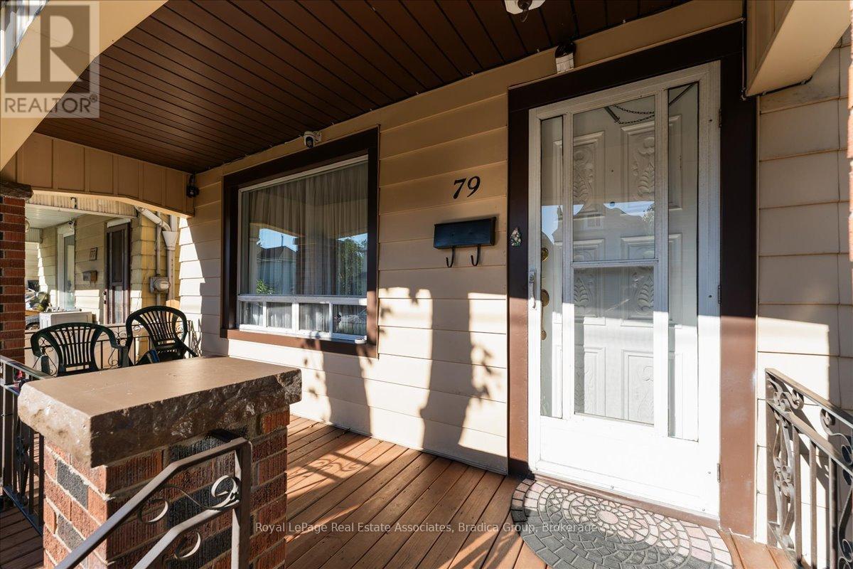 79 Case Street Property Photo 2