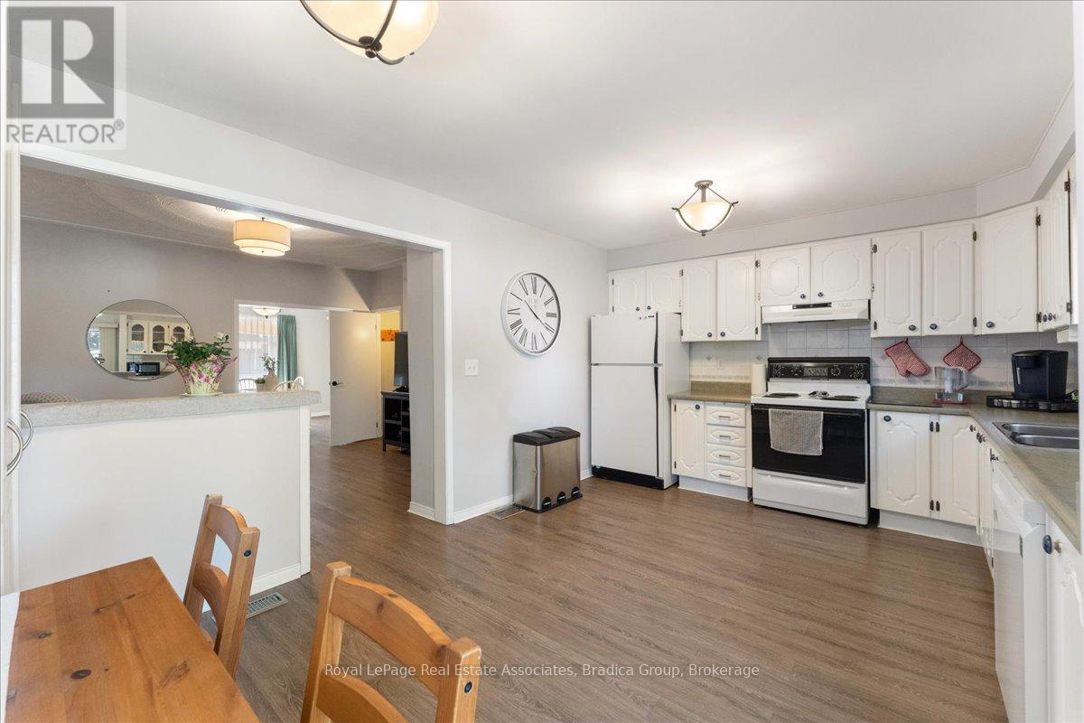 79 Case Street Property Photo 12