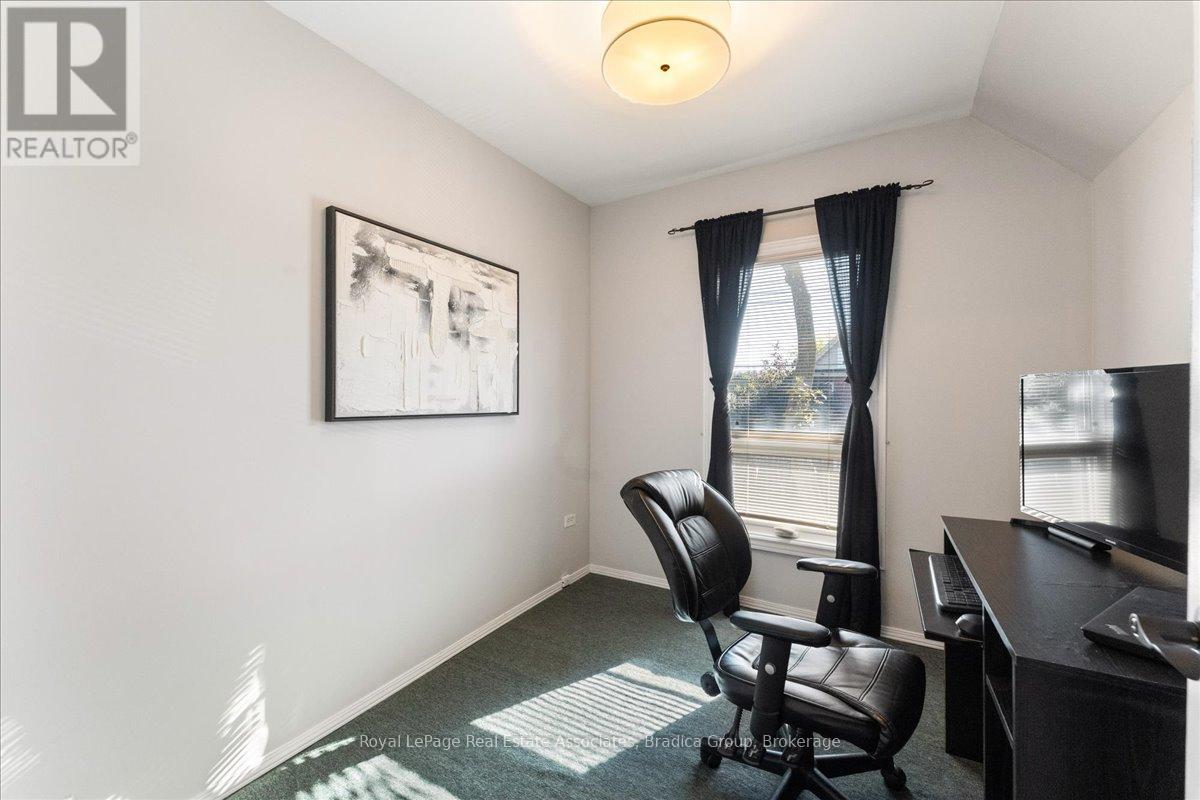 79 Case Street Property Photo 17