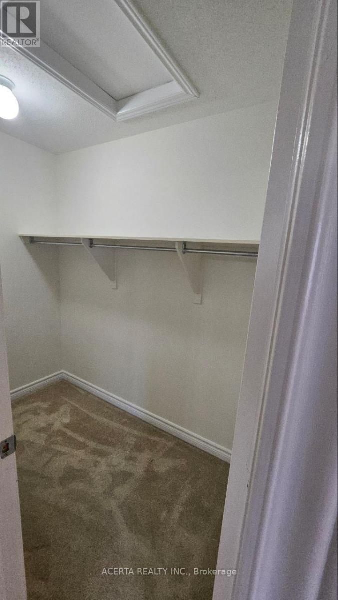 420 Abbeydale Circle Property Photo 16