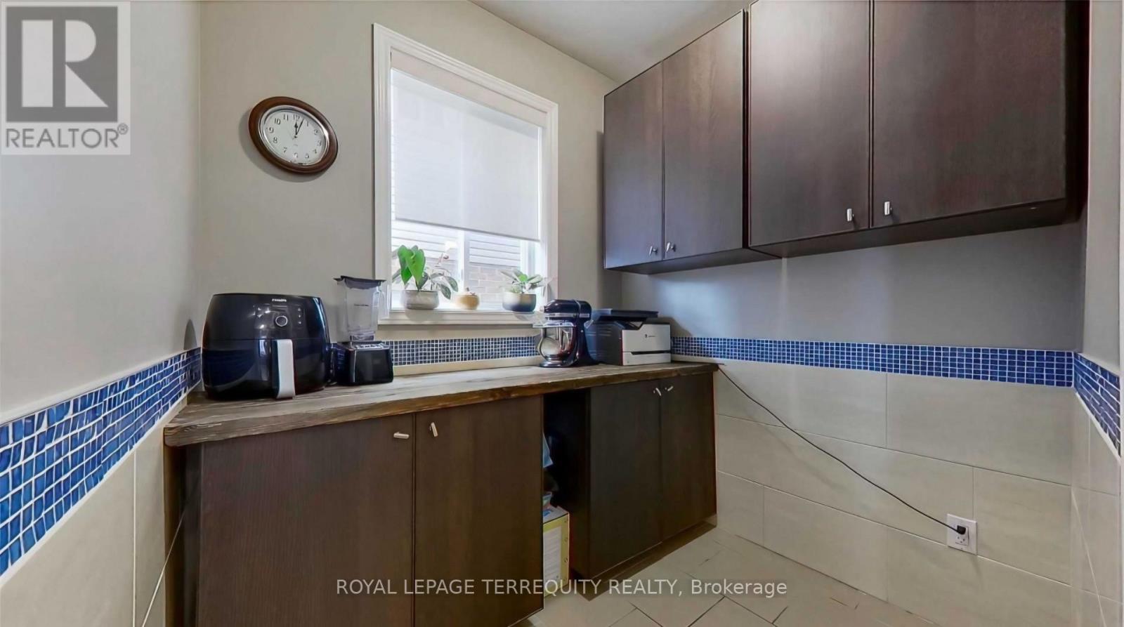 405 Westcroft Drive Property Photo 13