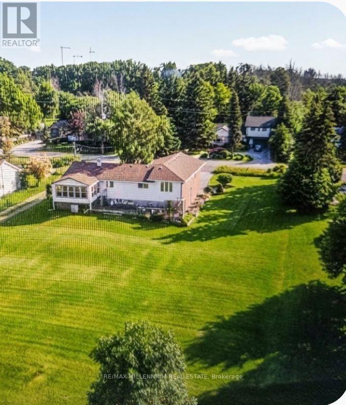 546 Evans Road Property Photo 2
