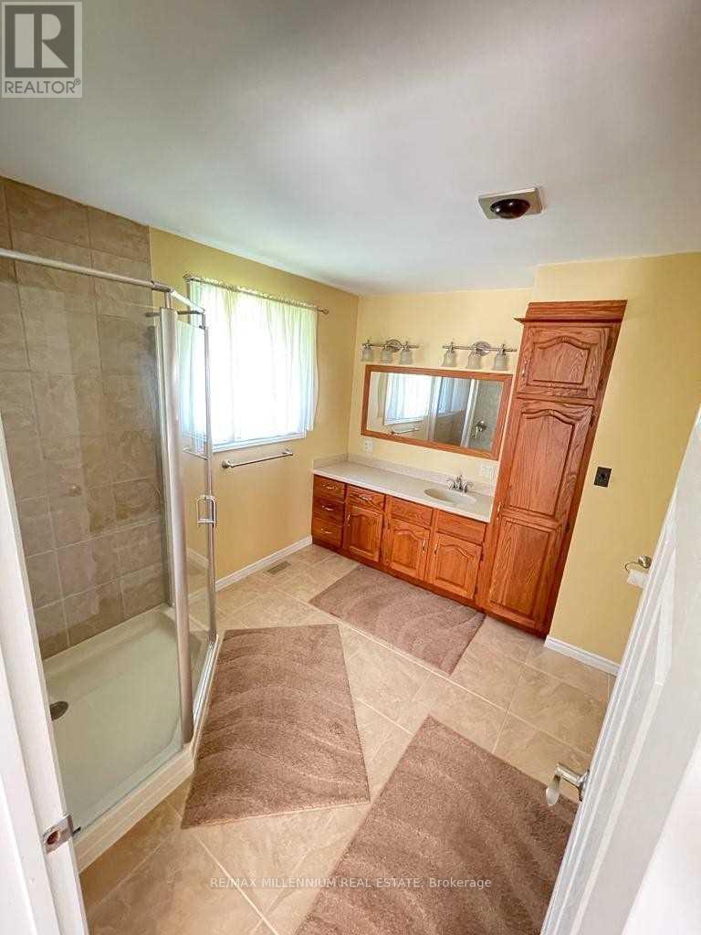 546 Evans Road Property Photo 6