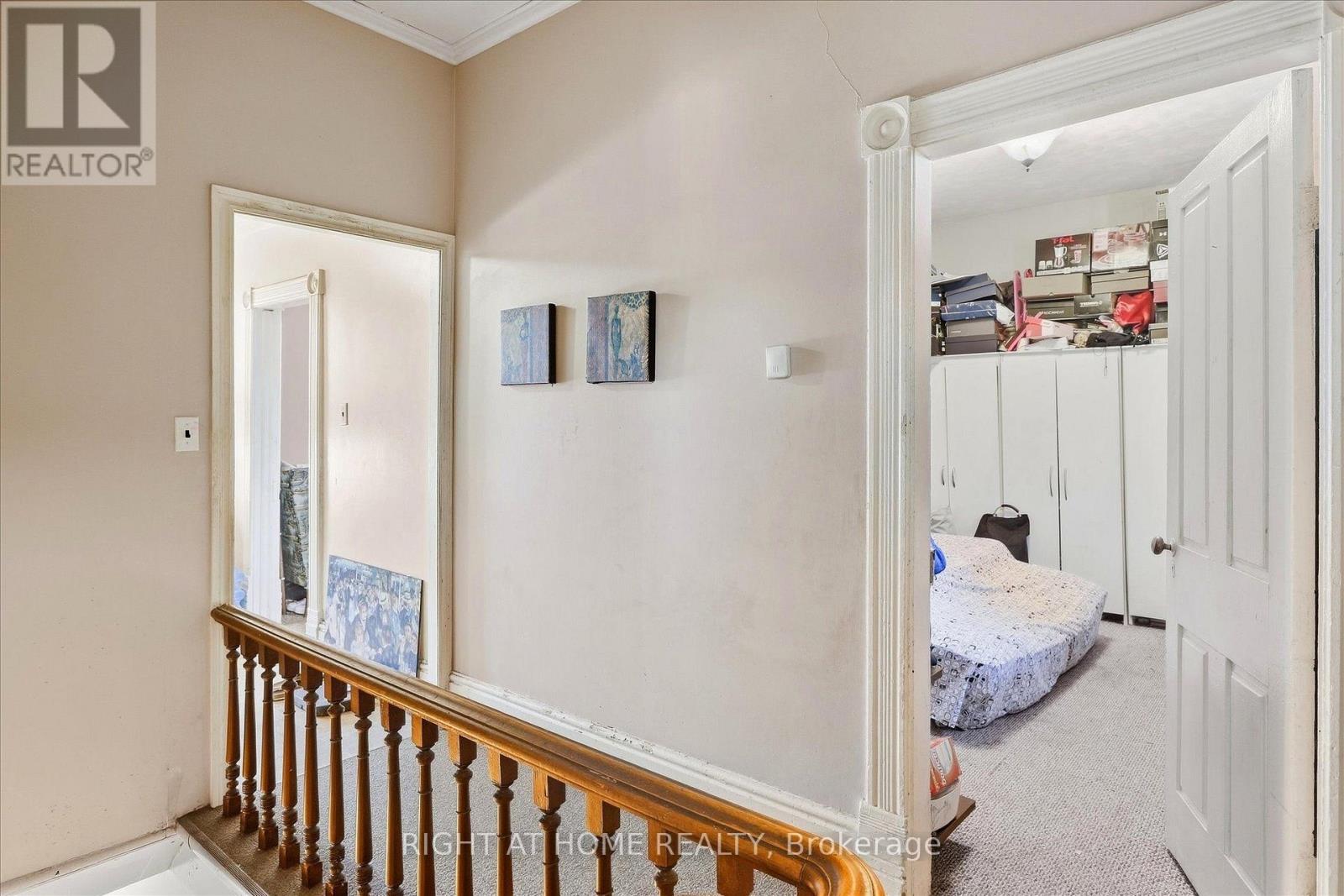 42 Wellington Street Property Photo 12