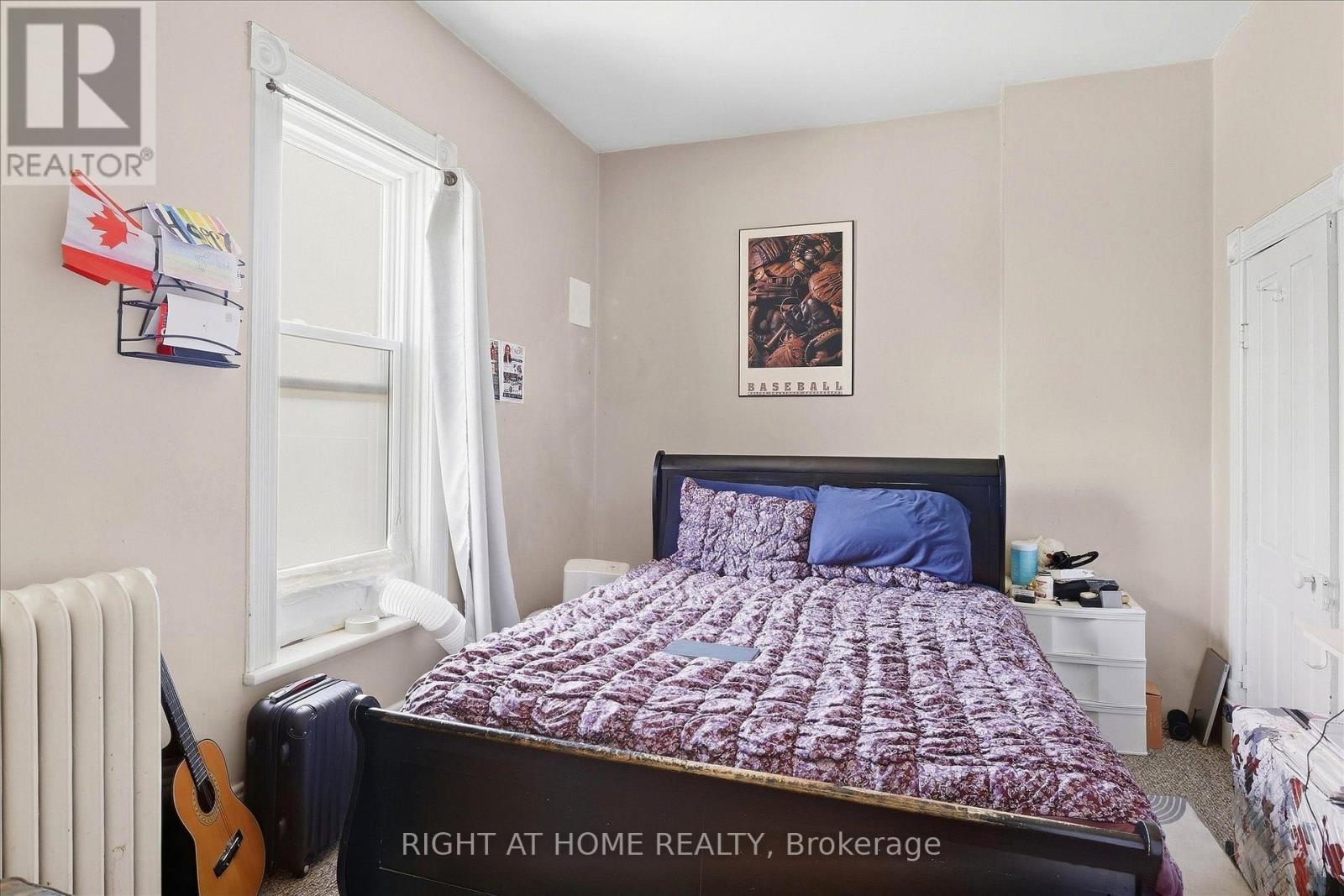 42 Wellington Street Property Photo 14