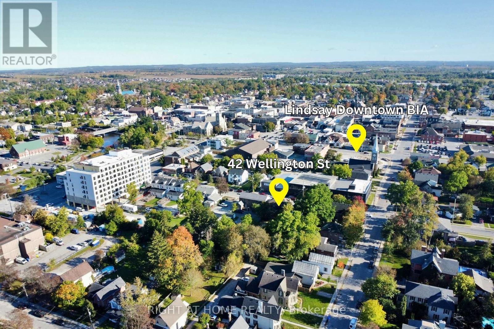 42 Wellington Street Property Photo 27