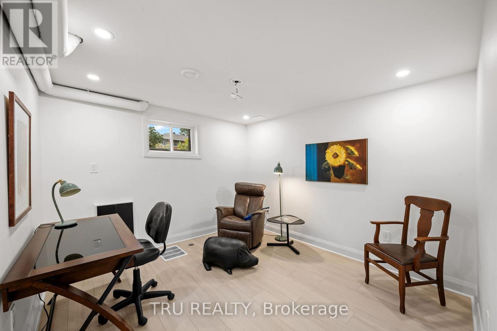 2110 Honeywell Avenue Property Photo 33