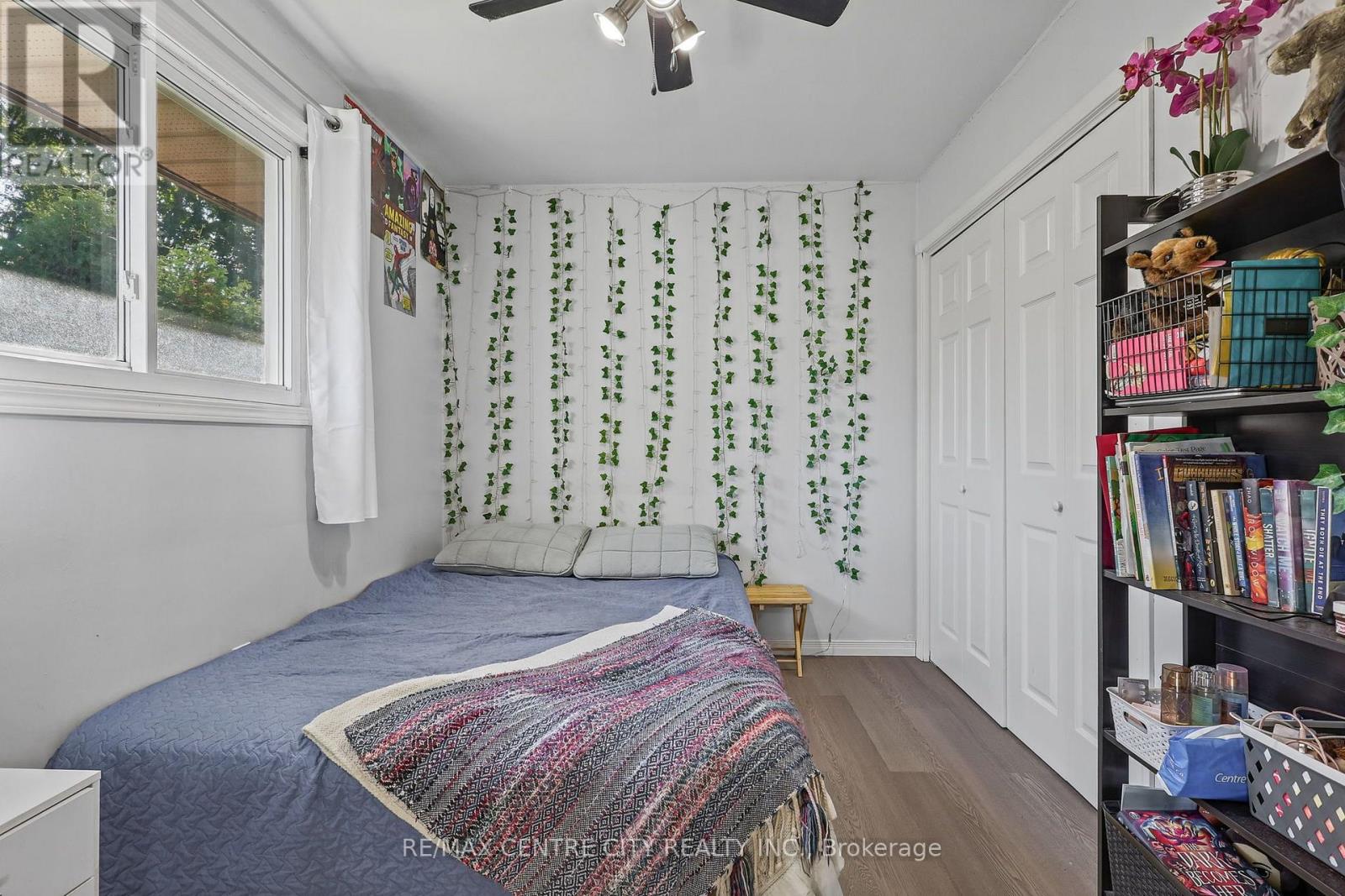 68 Lois Avenue Property Photo 36