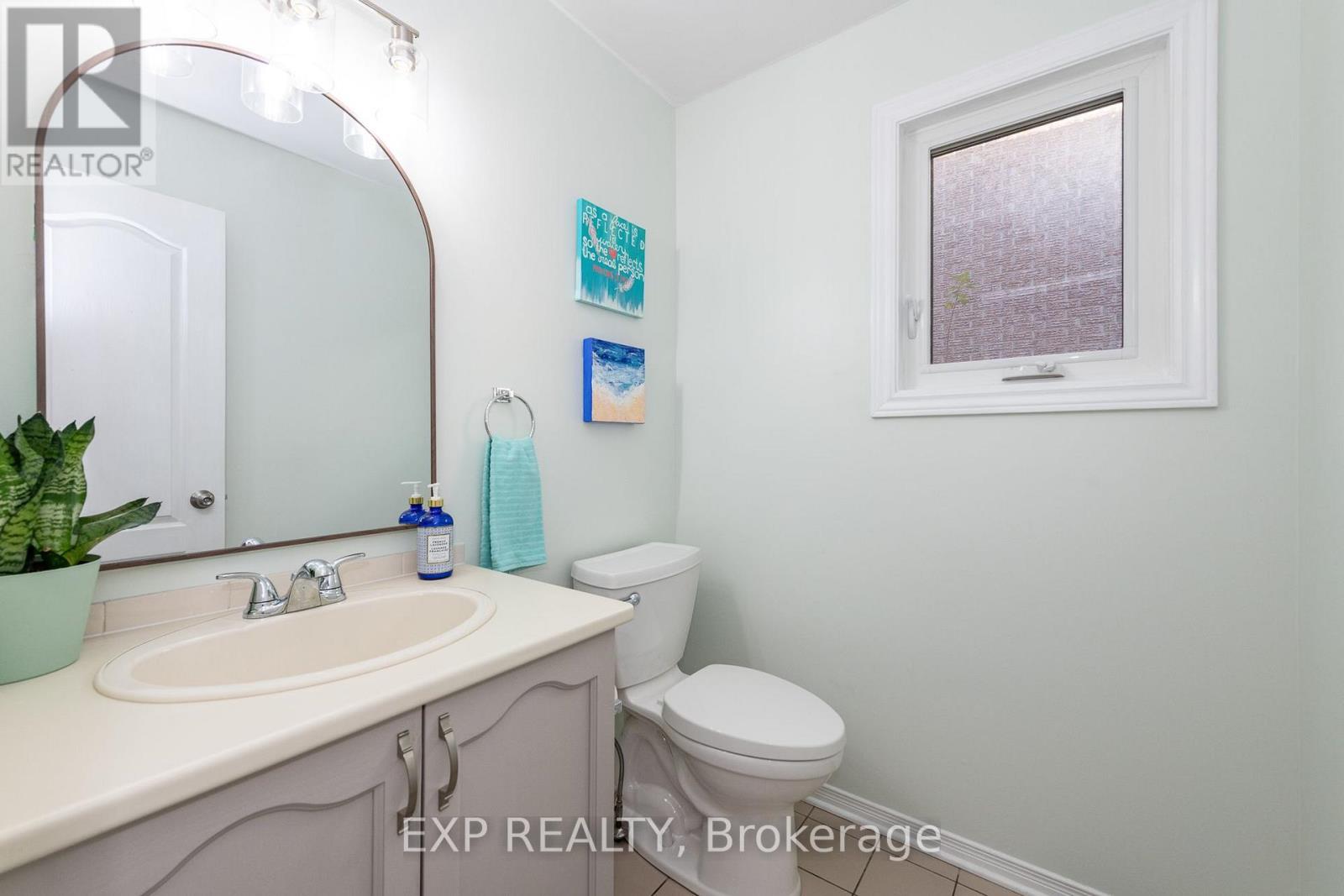 36 Meadowbreeze Drive Property Photo 6