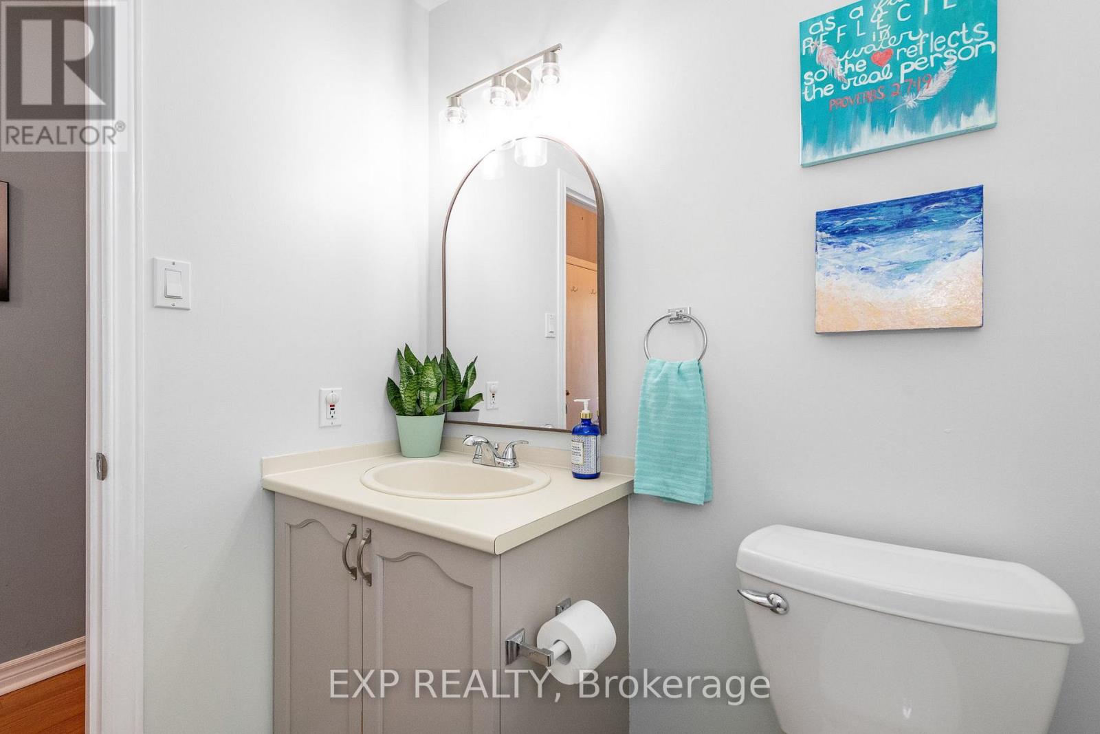 36 Meadowbreeze Drive Property Photo 7