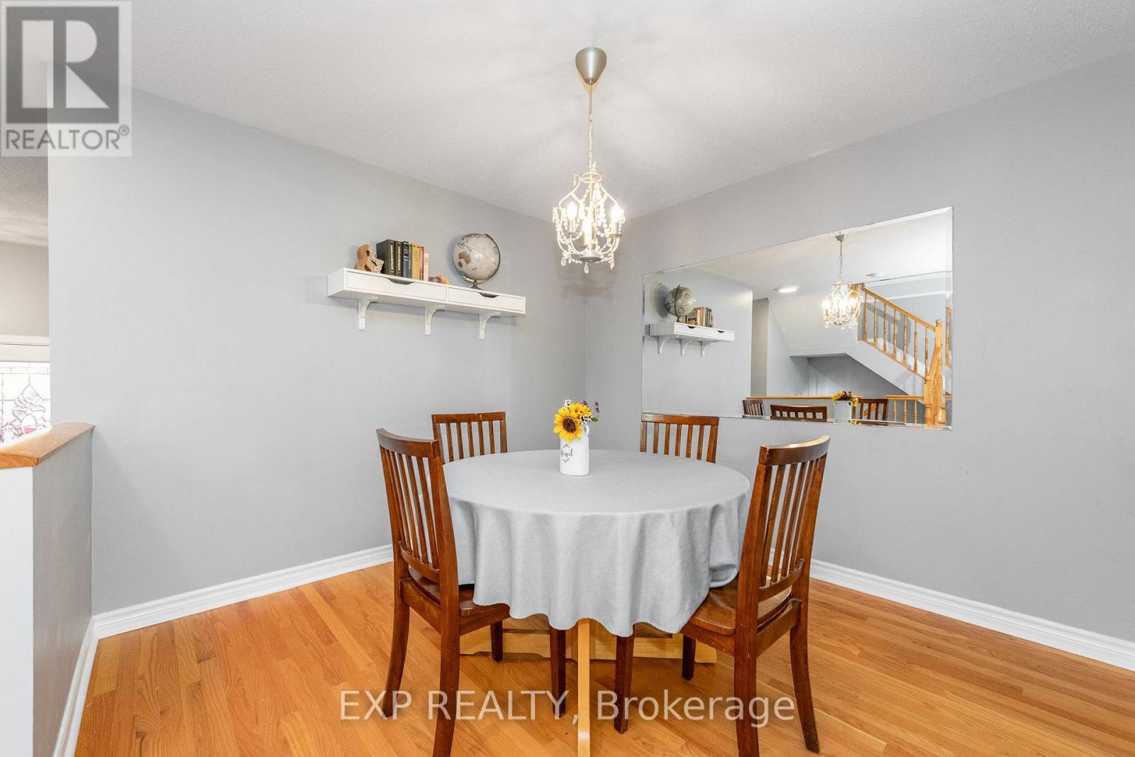 36 Meadowbreeze Drive Property Photo 10