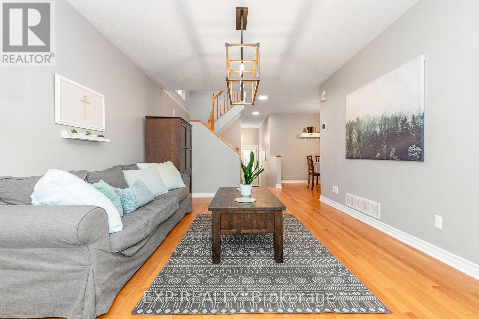 36 Meadowbreeze Drive Property Photo 16