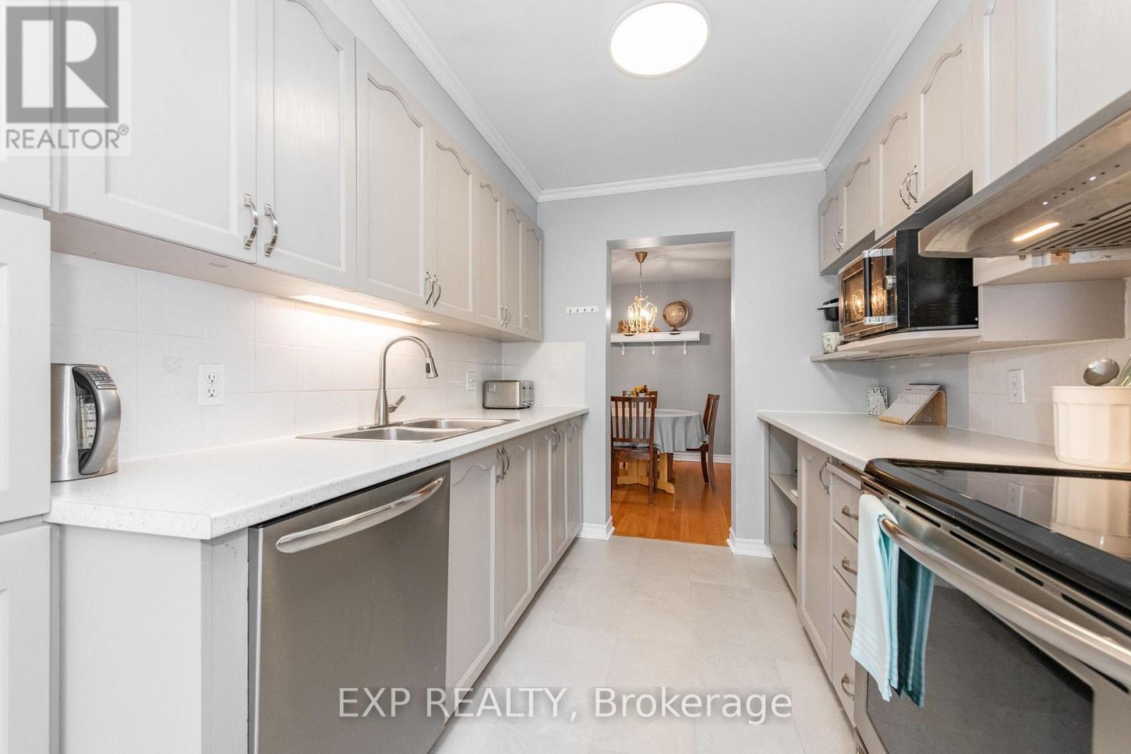 36 Meadowbreeze Drive Property Photo 17
