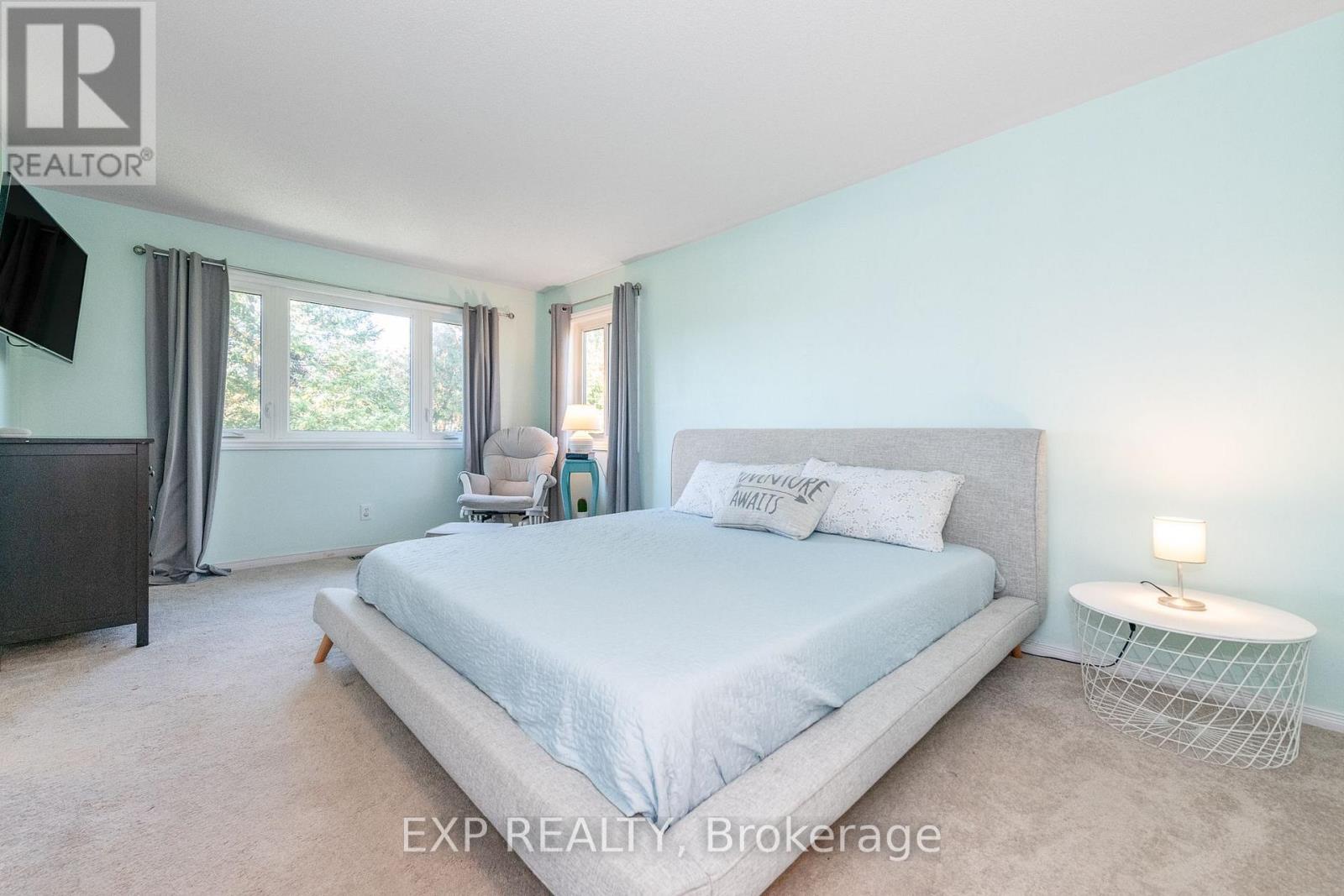 36 Meadowbreeze Drive Property Photo 22