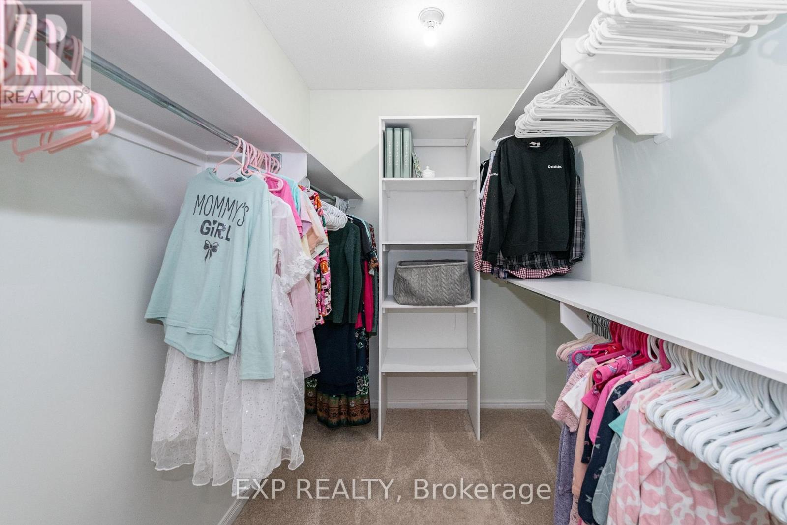 36 Meadowbreeze Drive Property Photo 25
