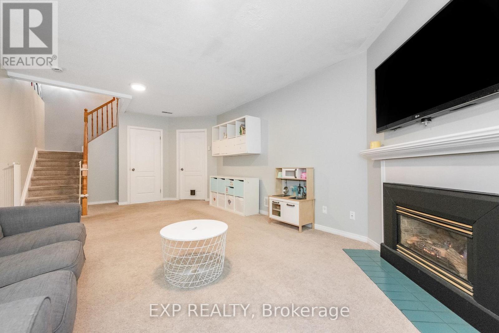 36 Meadowbreeze Drive Property Photo 35