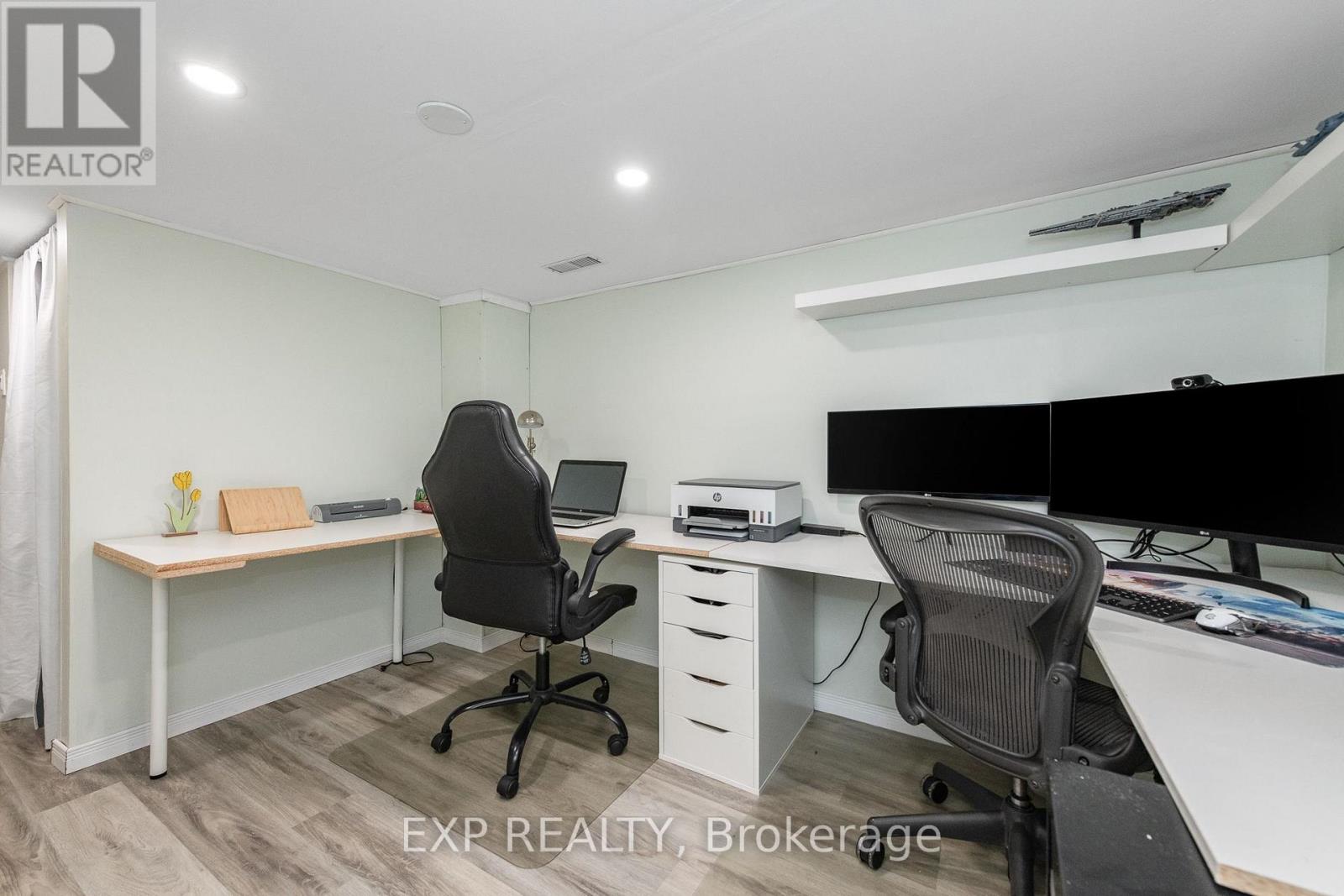 36 Meadowbreeze Drive Property Photo 37