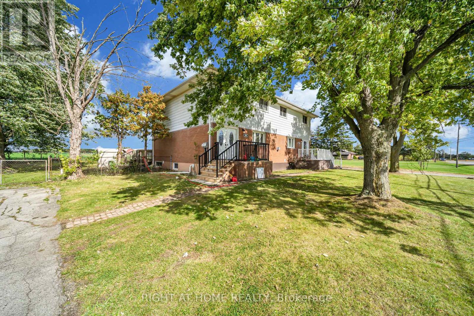 2288 Binbrook Road Property Photo 5