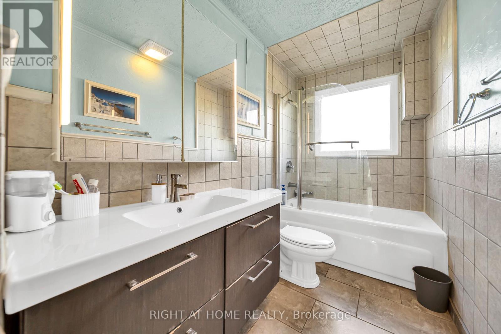 2288 Binbrook Road Property Photo 18