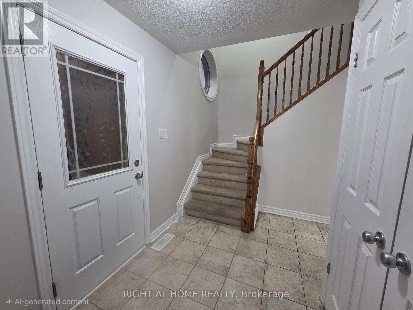 229 Leamington Way Property Photo 8