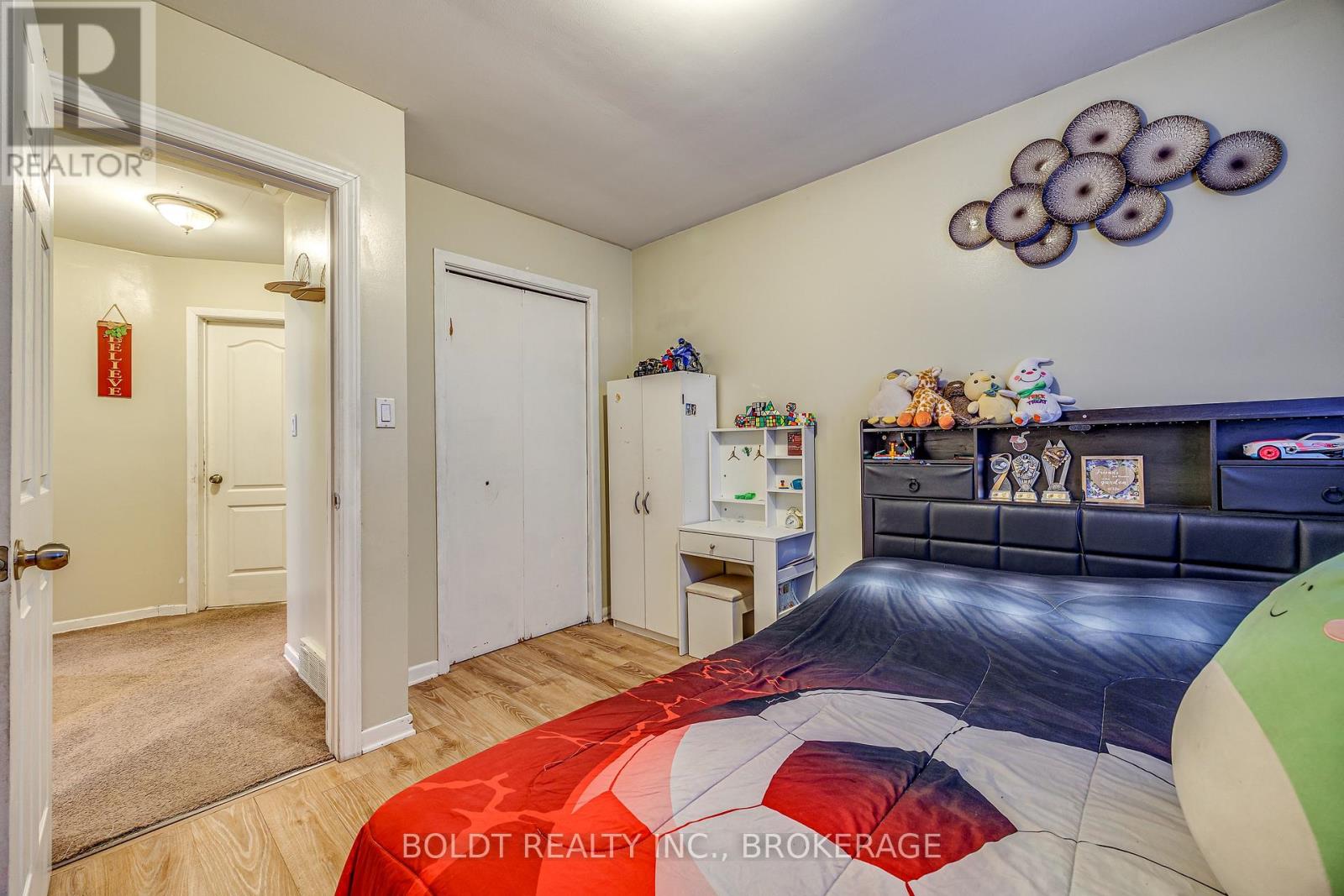 26 Leaside Drive Property Photo 12