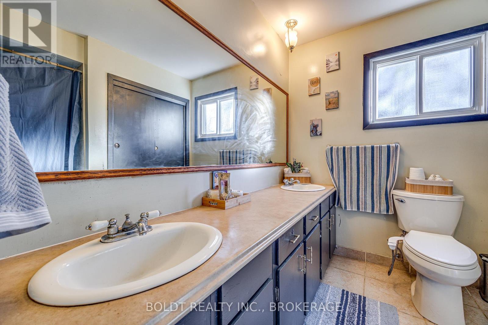 26 Leaside Drive Property Photo 17