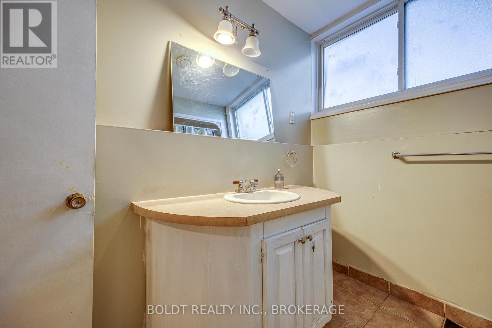 26 Leaside Drive Property Photo 21