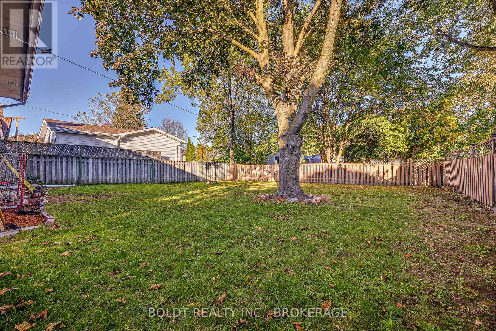 26 Leaside Drive Property Photo 26