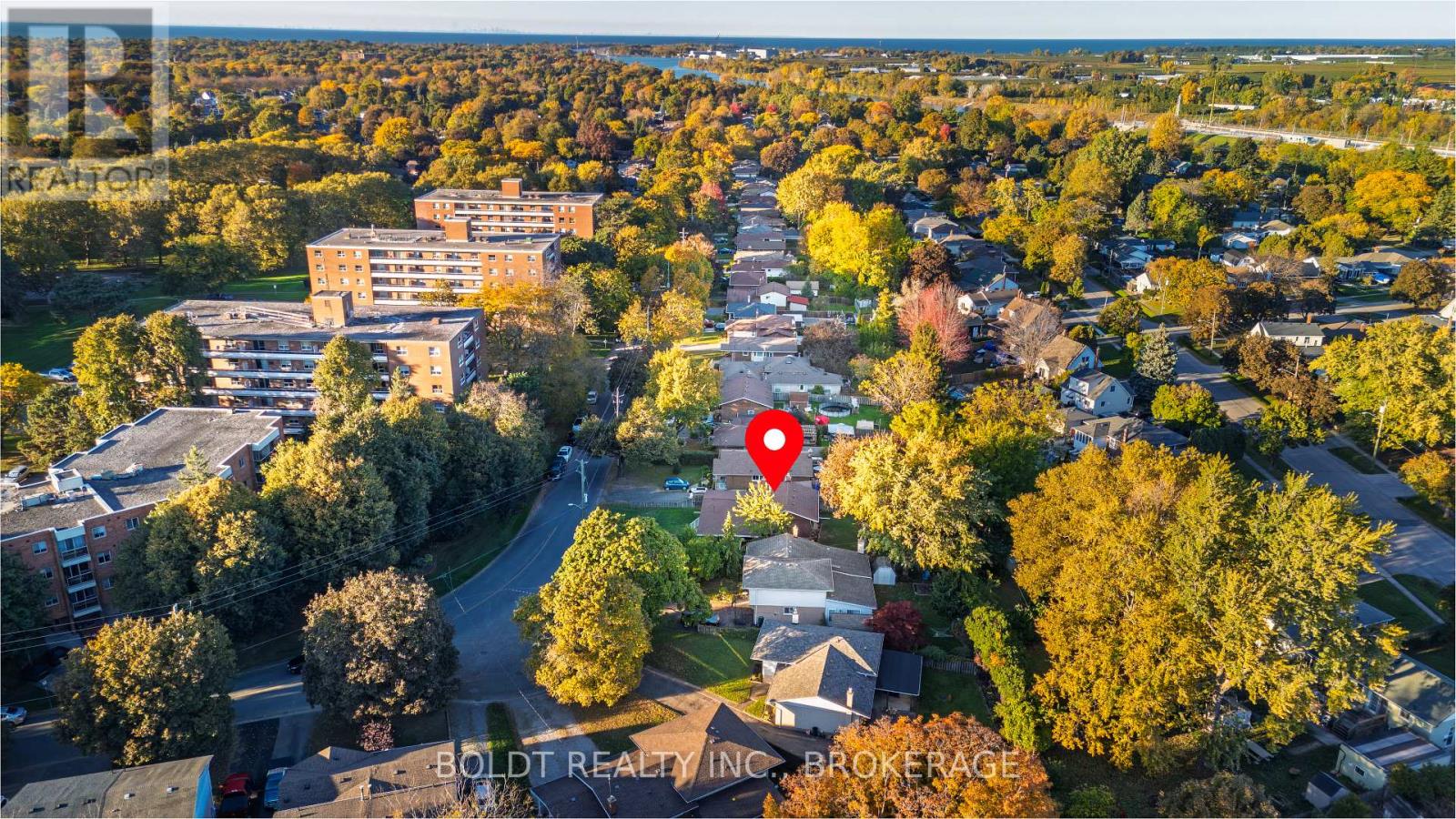 26 Leaside Drive Property Photo 34