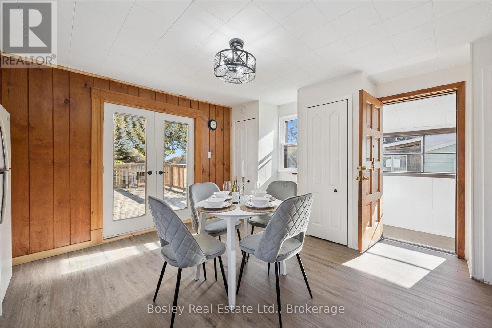 31 Jane Street Property Photo 11
