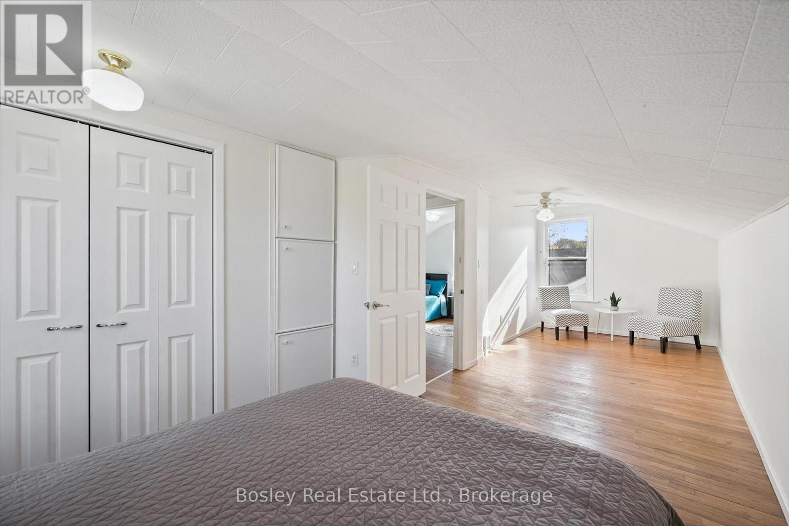 31 Jane Street Property Photo 16