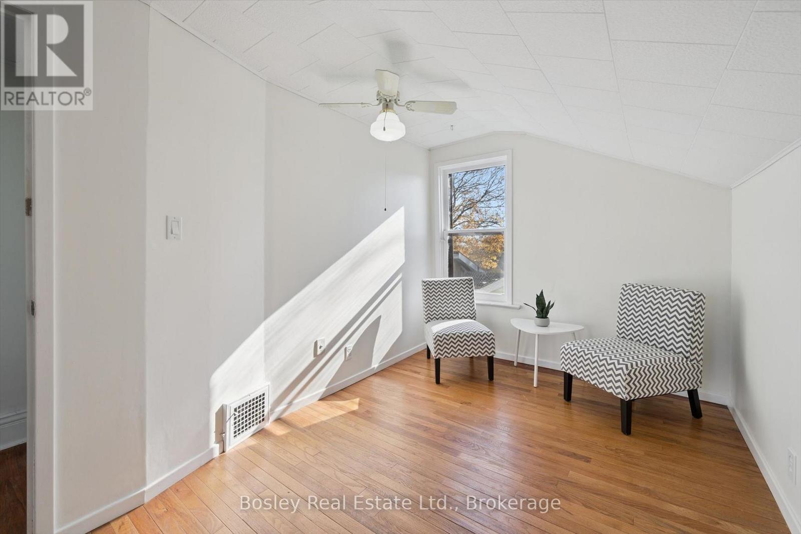31 Jane Street Property Photo 17