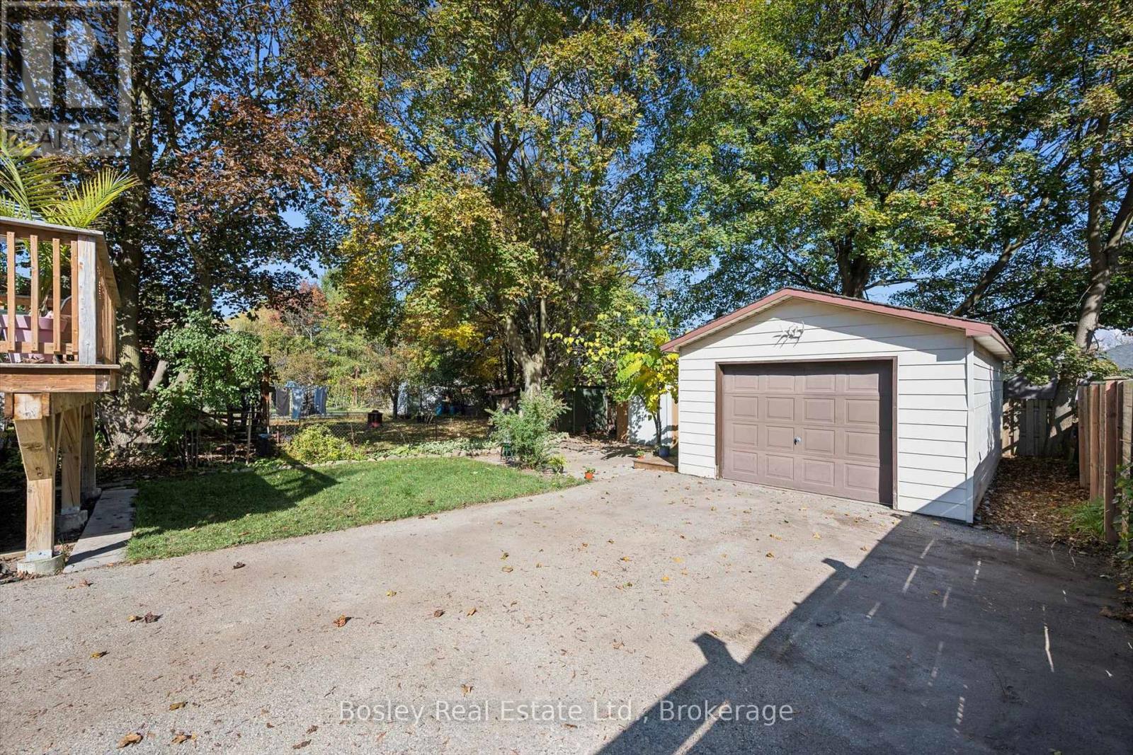 31 Jane Street Property Photo 26