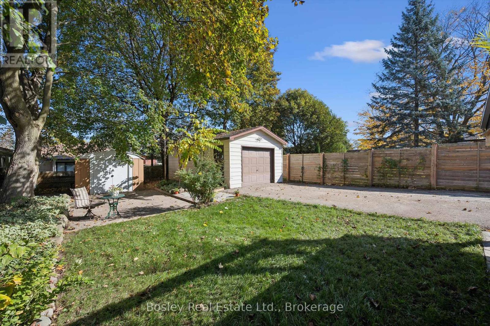 31 Jane Street Property Photo 27