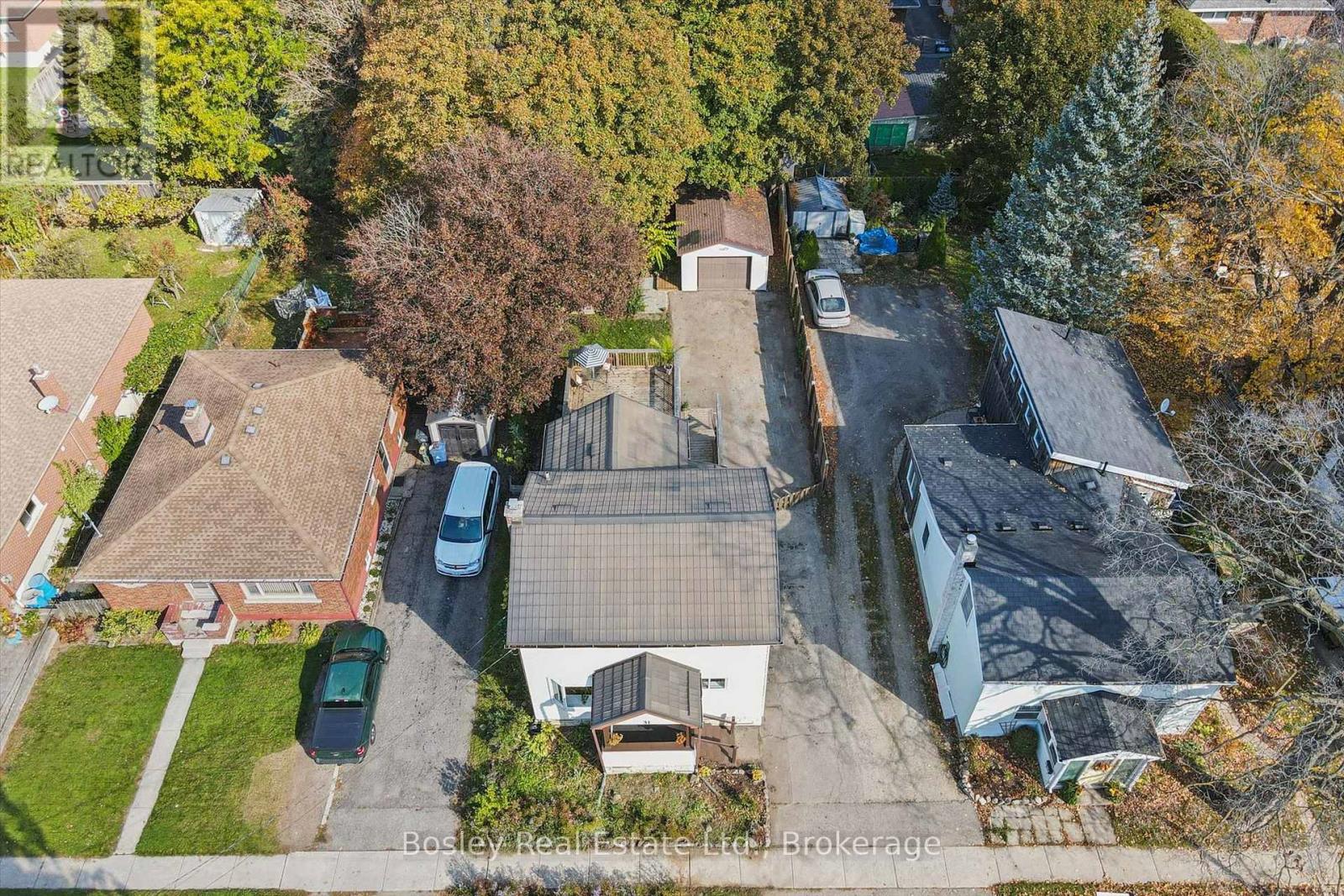 31 Jane Street Property Photo 30