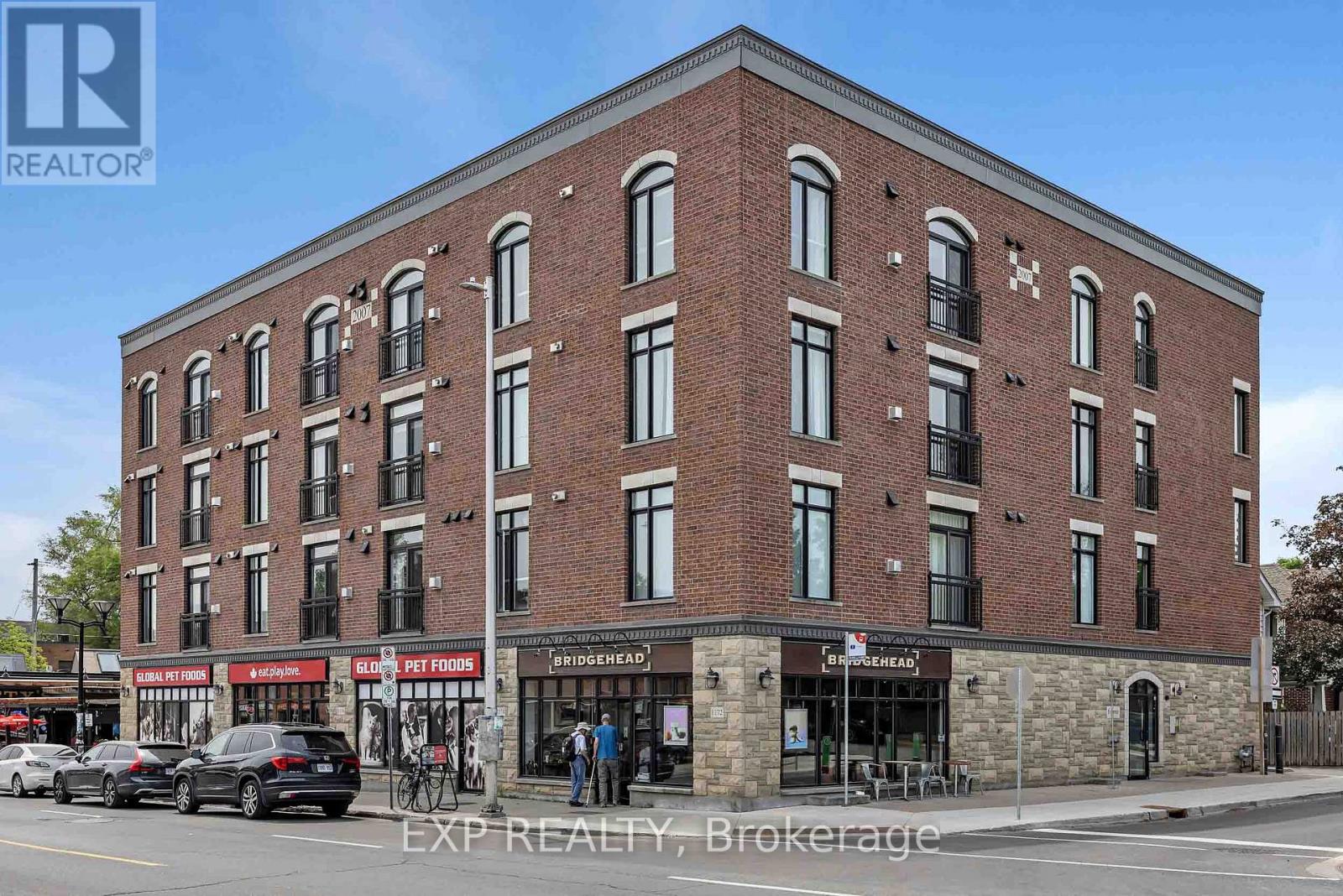 305 - 6 Grove Avenue Property Photo 3