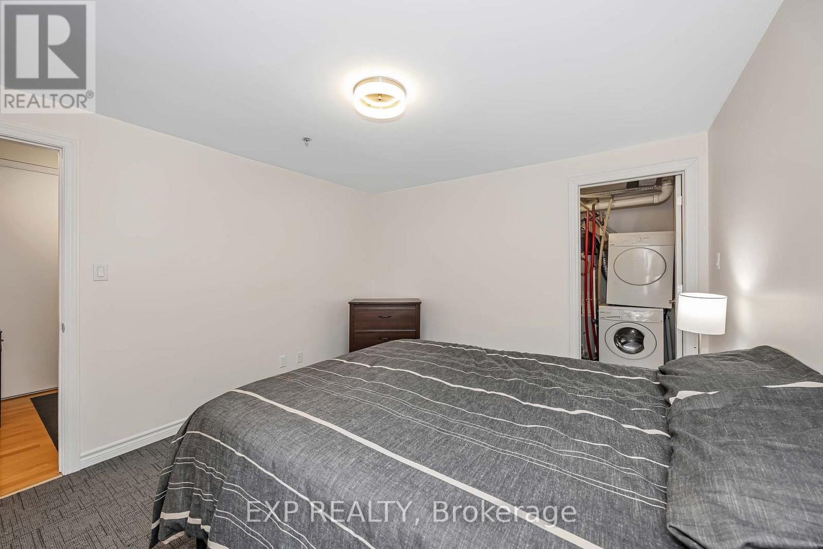 305 - 6 Grove Avenue Property Photo 31