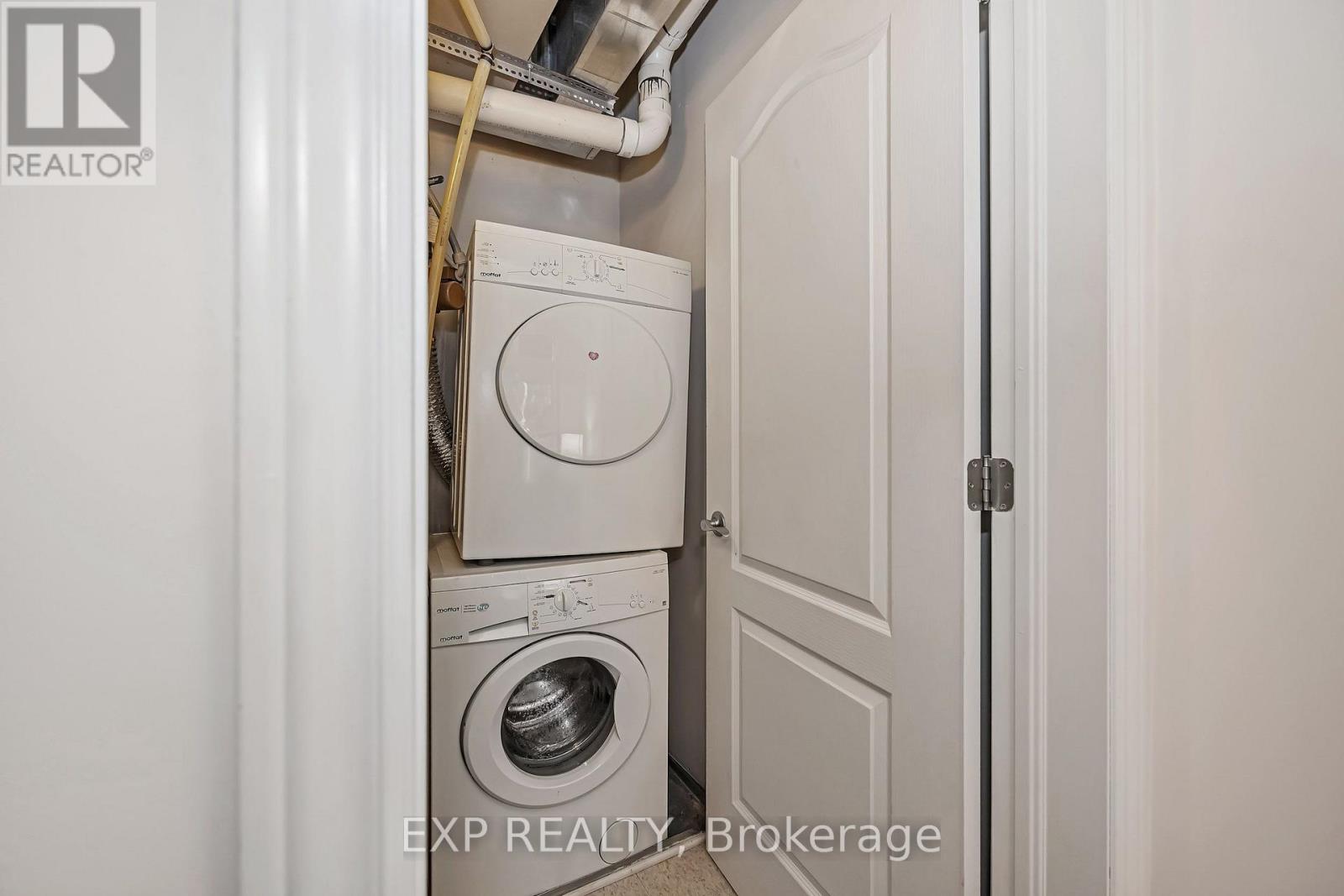 305 - 6 Grove Avenue Property Photo 32